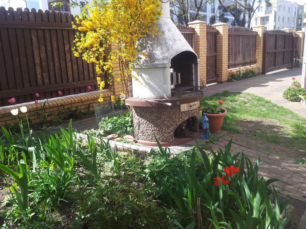 Cozy Apartment With Garden Danzig Exterior foto